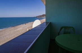 Morskaya Skazka Holiday Home